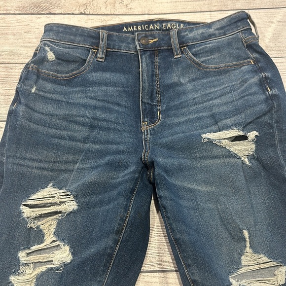American Eagle Super Hi-Rise Jegging size 10 distressed look - Picture 5 of 12